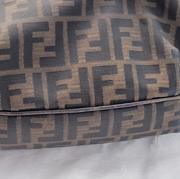 Fendi Zucca Chef Hobo - Picture 11 of 16